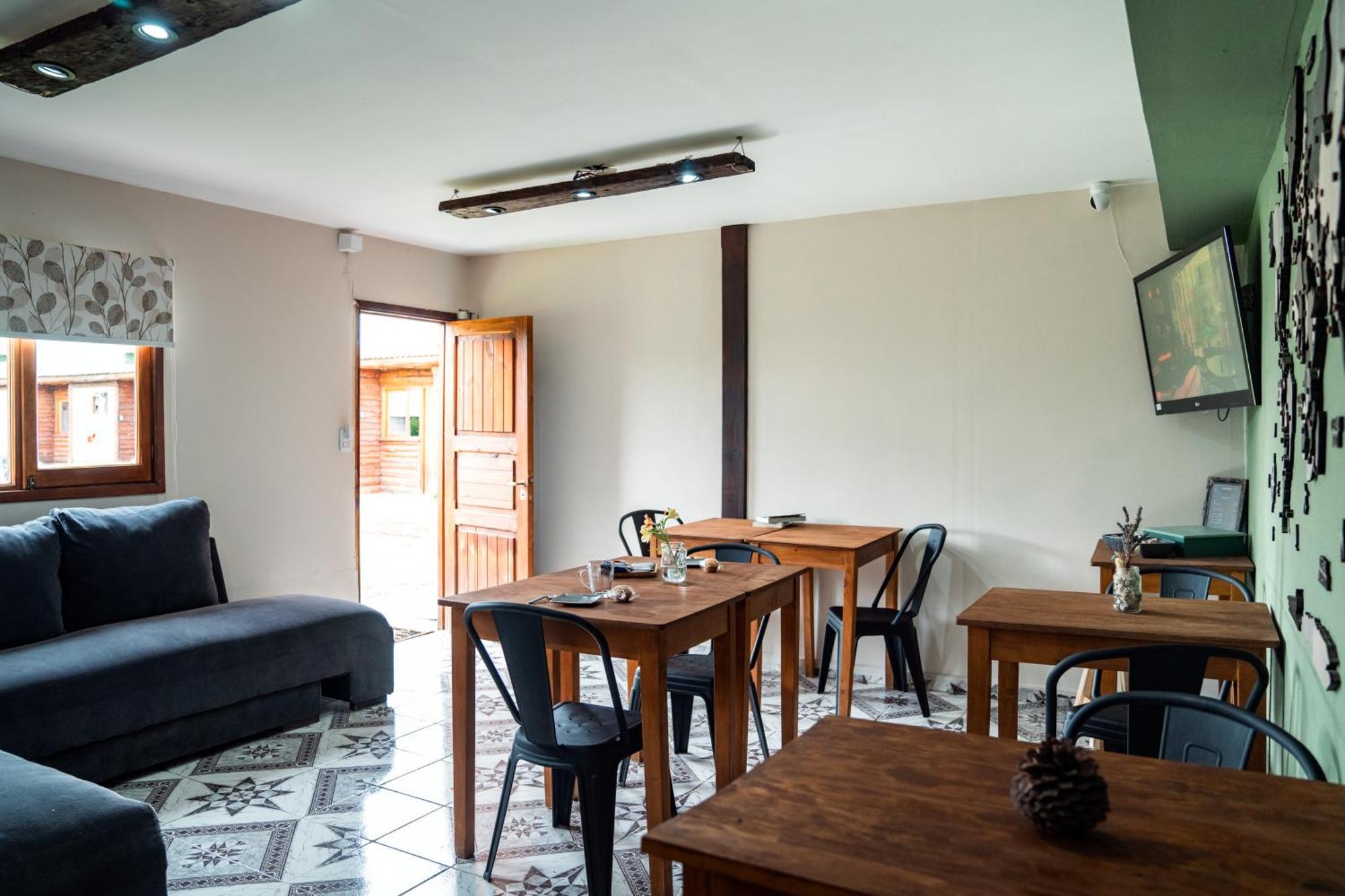 Oliva Hosteria Y Apart El Calafate Eksteriør billede